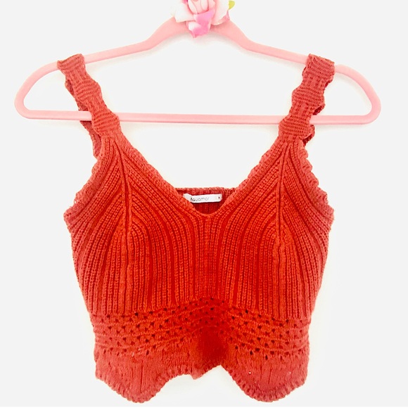 aquamar Tops - 💕Sexy Knitted Crop Top SZ M